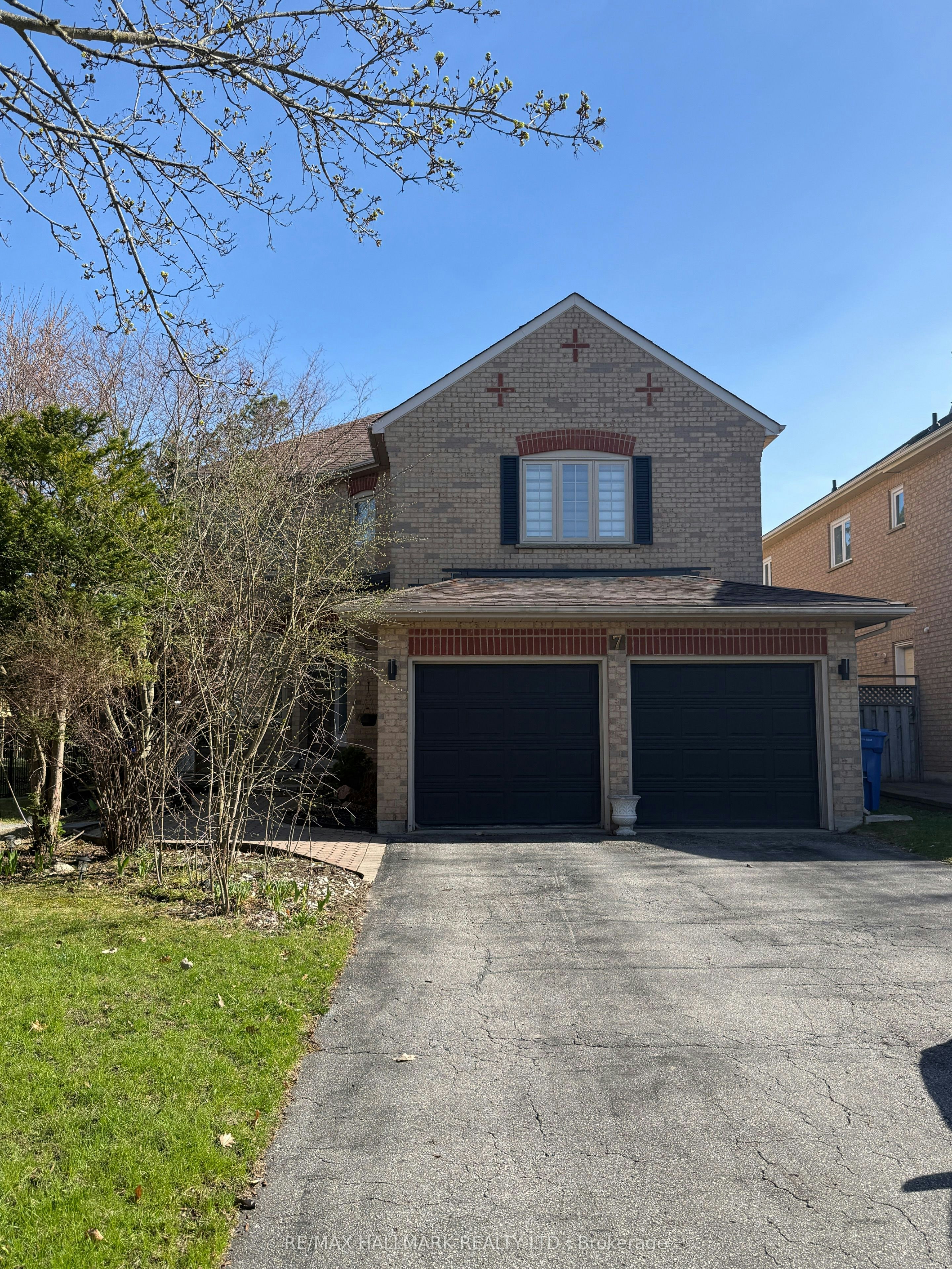 Basement-7 Charing Crescent, Aurora, ON, L4G 6P4