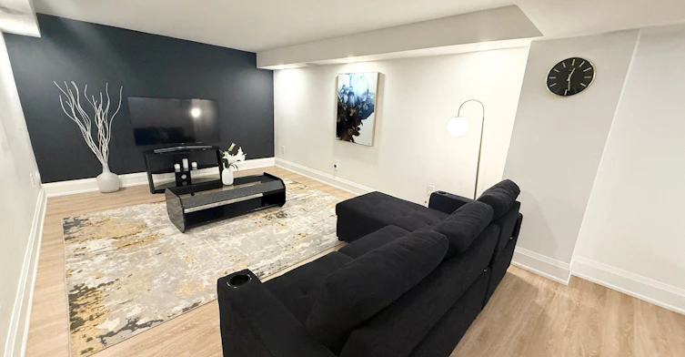 Basement-7 Charing Crescent, Aurora, ON, L4G 6P4 - 4