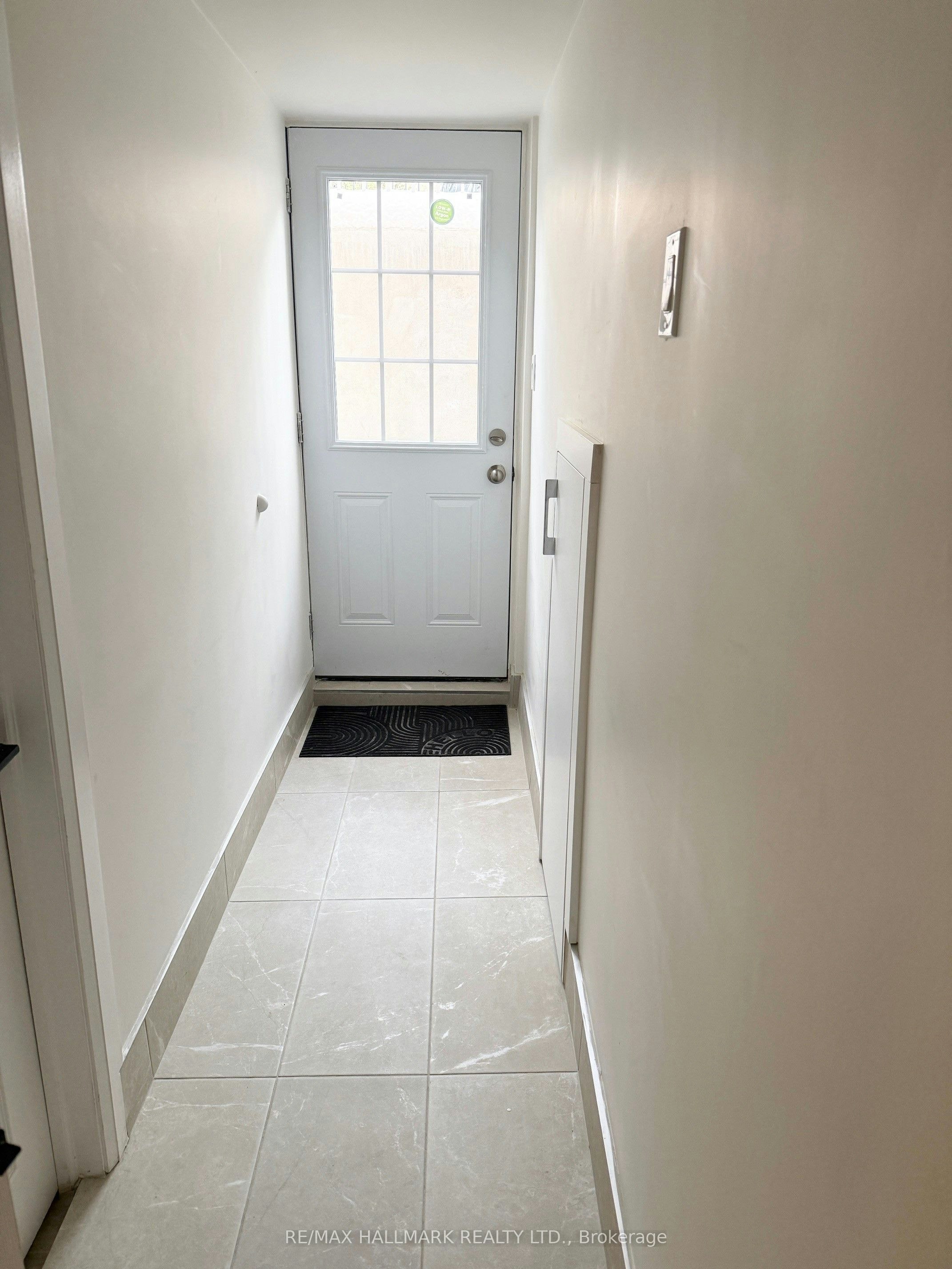 Basement-7 Charing Crescent, Aurora, ON, L4G 6P4 - 10