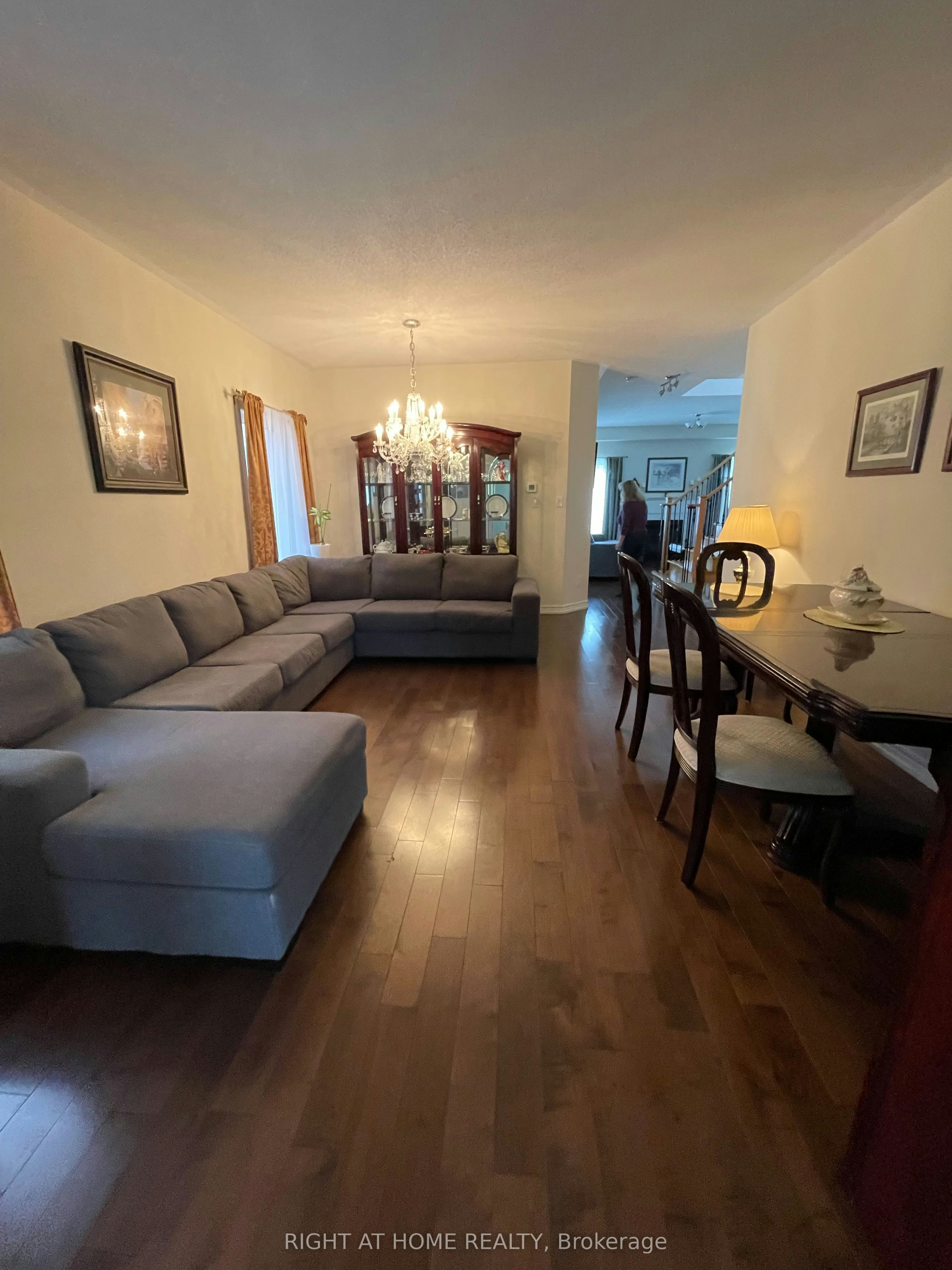 14 Maybole Road, Markham, ON, L6E 1Y7 - 5