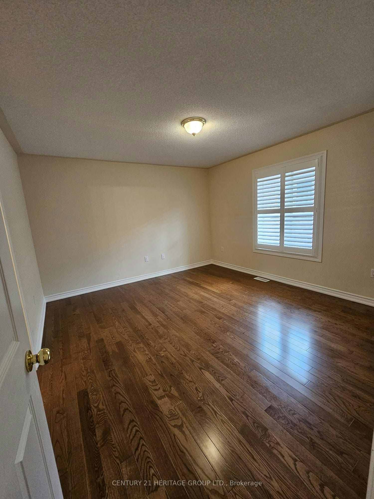 10 Orville Hand Court, Bradford West Gwillimbury, ON, L3Z 3H9 - 14