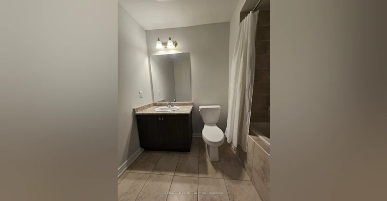 19 Walter English Drive, East Gwillimbury, ON, L9N 0R8 - 18