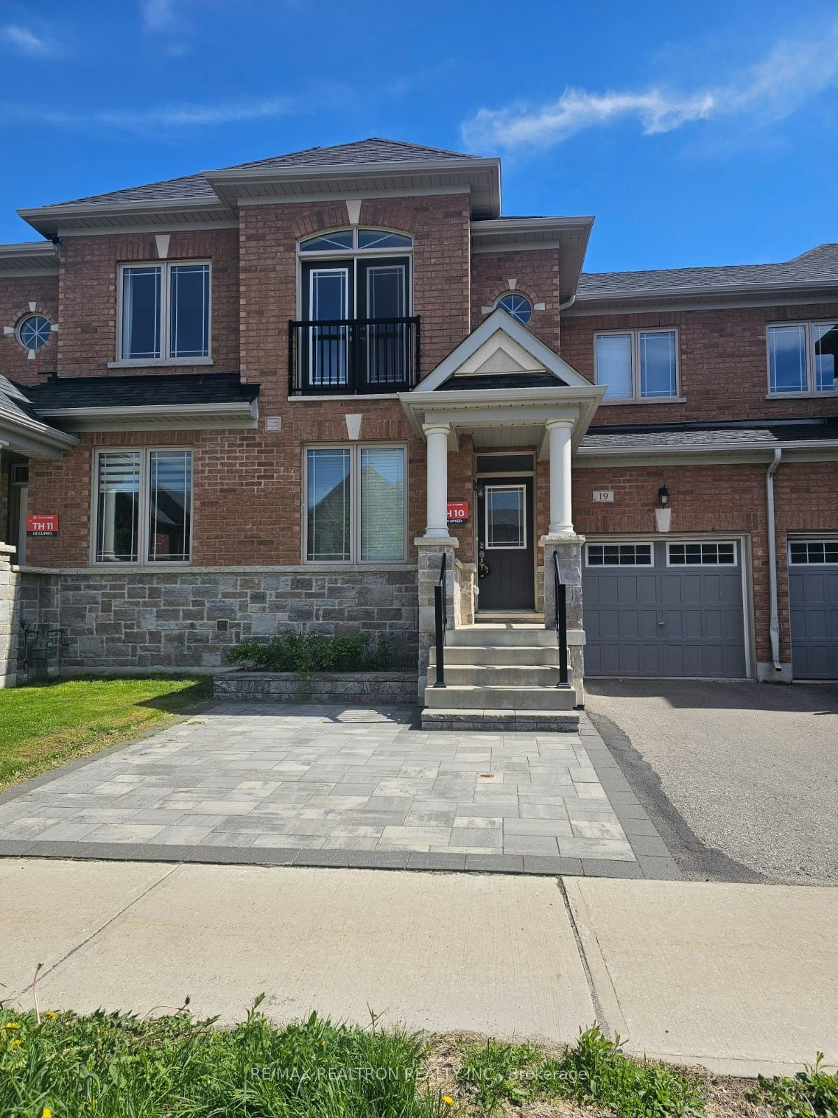 19 Walter English Drive, East Gwillimbury, ON, L9N 0R8