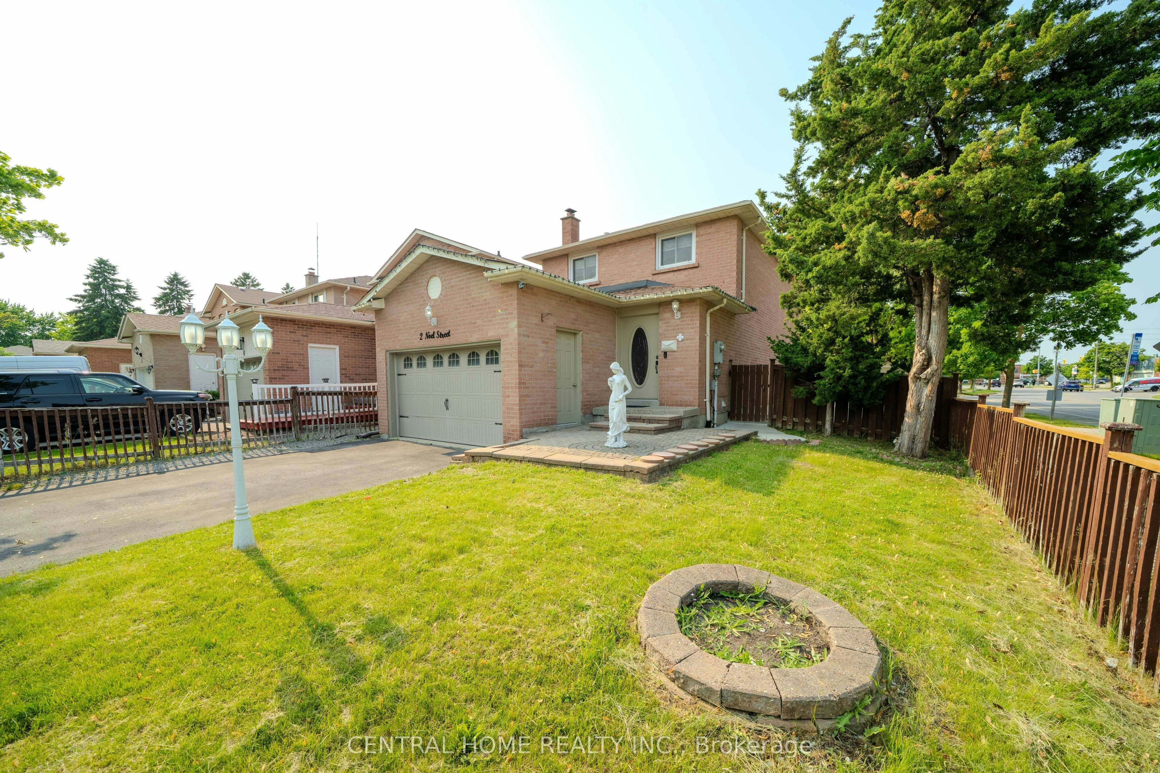 2 Noel Street, Markham, ON, L3P 5C8