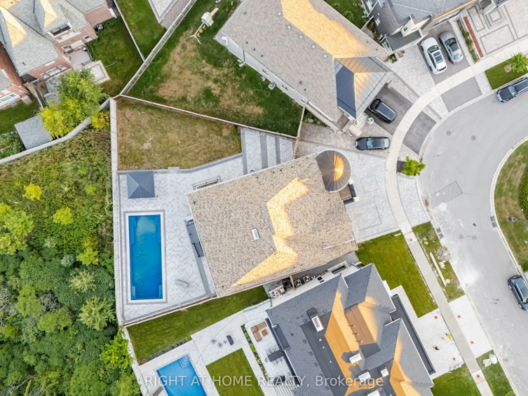 33 Keatley Drive, Vaughan, ON, L6A 4Y3 - 3