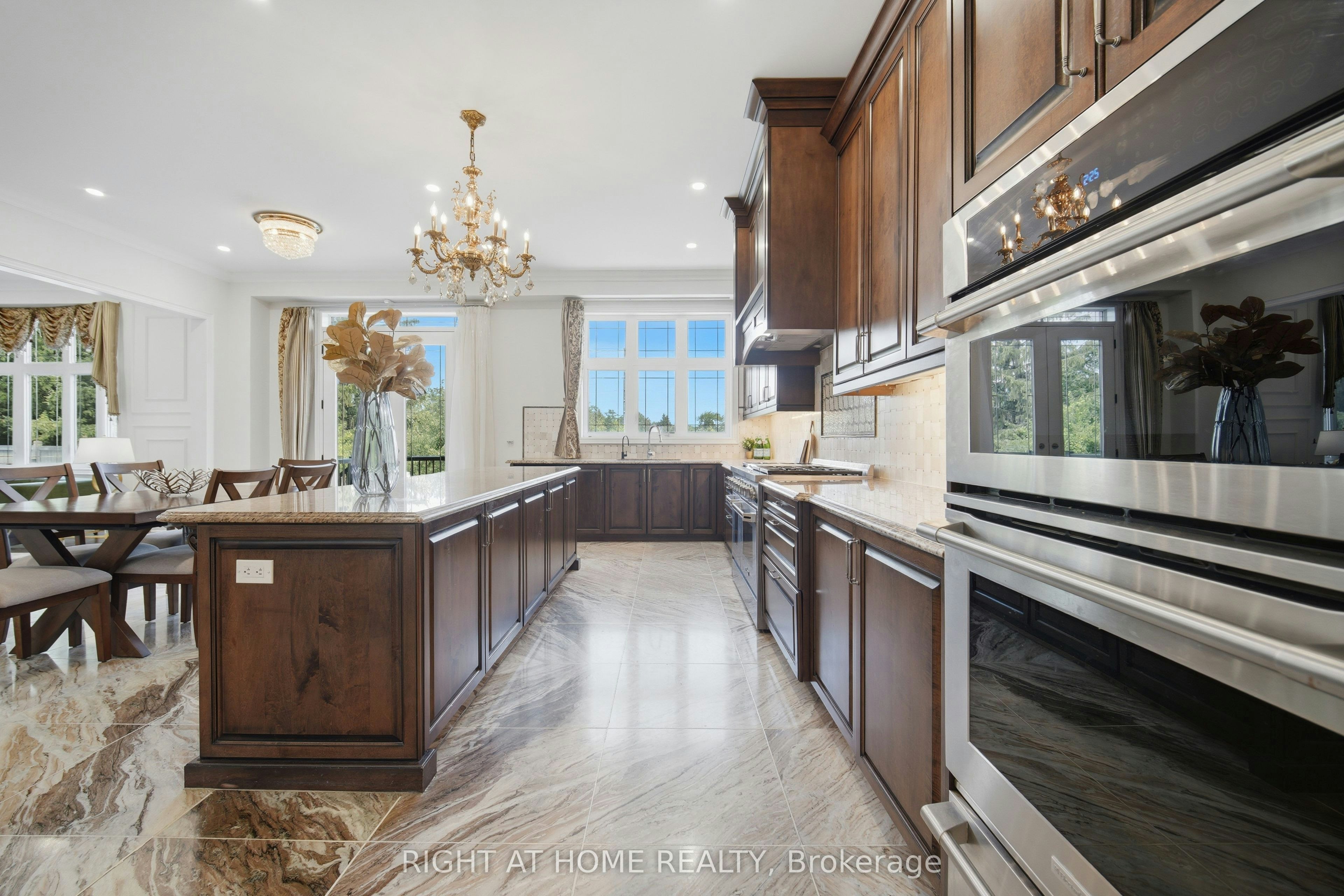 33 Keatley Drive, Vaughan, ON, L6A 4Y3 - 10