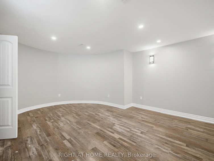 33 Keatley Drive, Vaughan, ON, L6A 4Y3 - 40
