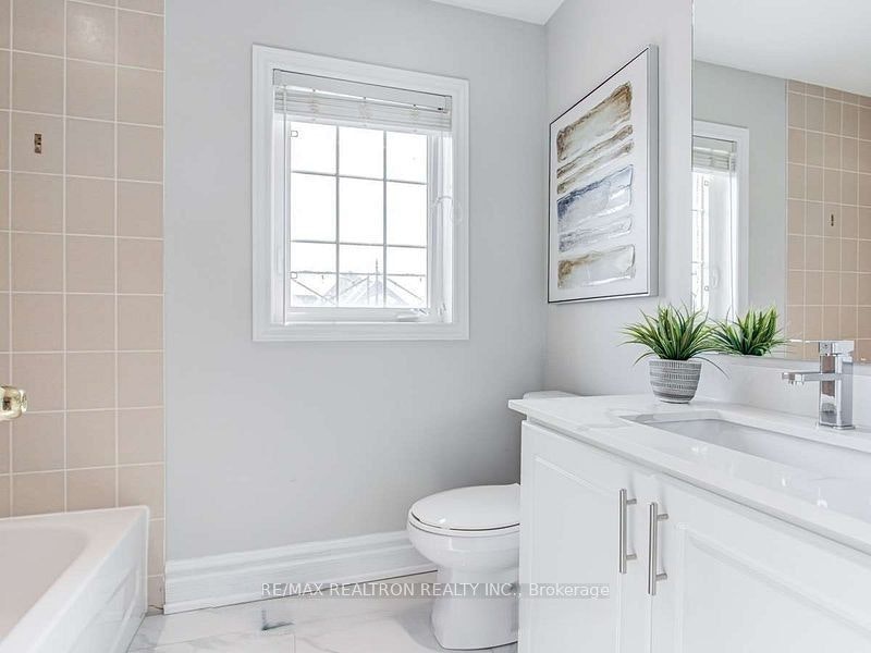 119 Lindbergh Drive, Vaughan, ON, L4H 1M1 - 7