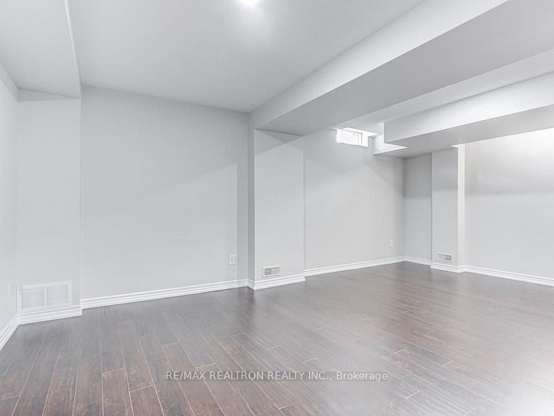 119 Lindbergh Drive, Vaughan, ON, L4H 1M1 - 8
