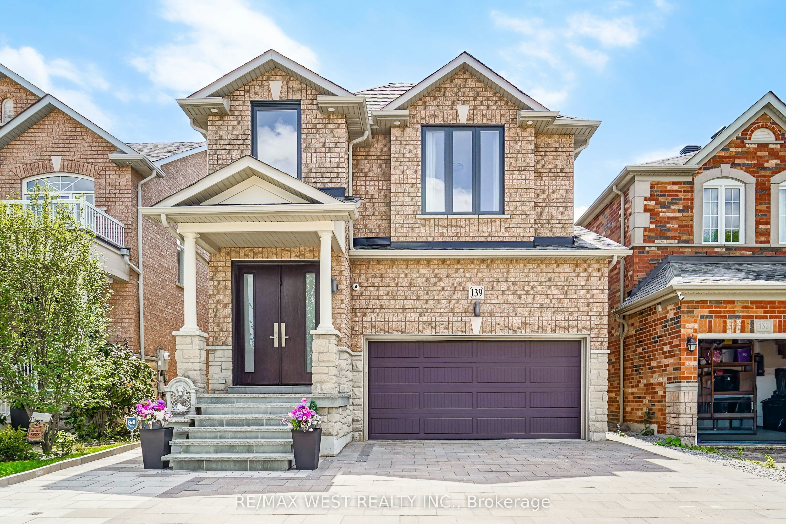 139 River Ridge Boulevard, Aurora, ON, L4G 7T7