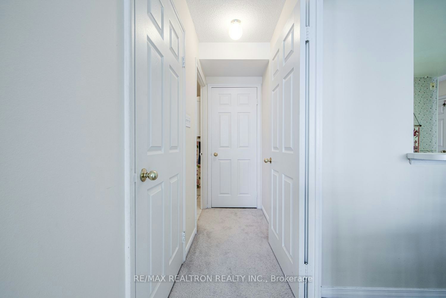 270 Davis Drive, Newmarket, ON, L3Y 8K2 - 14