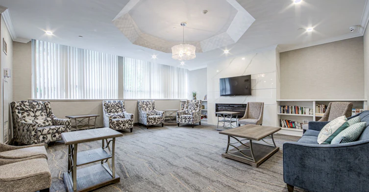 270 Davis Drive, Newmarket, ON, L3Y 8K2 - 20