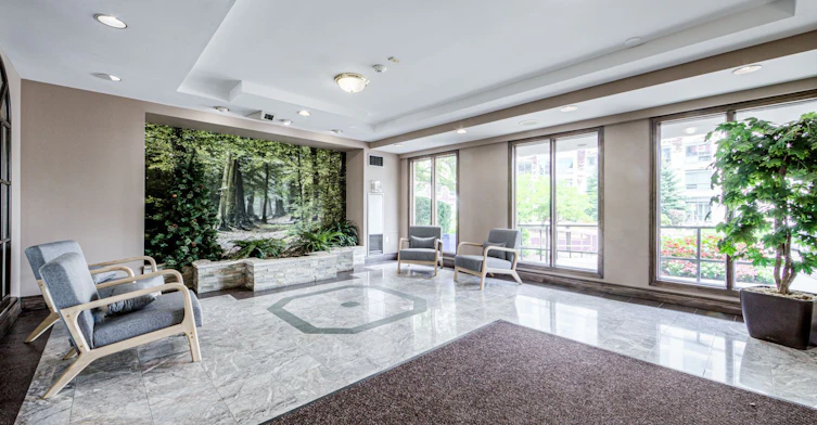 270 Davis Drive, Newmarket, ON, L3Y 8K2 - 19