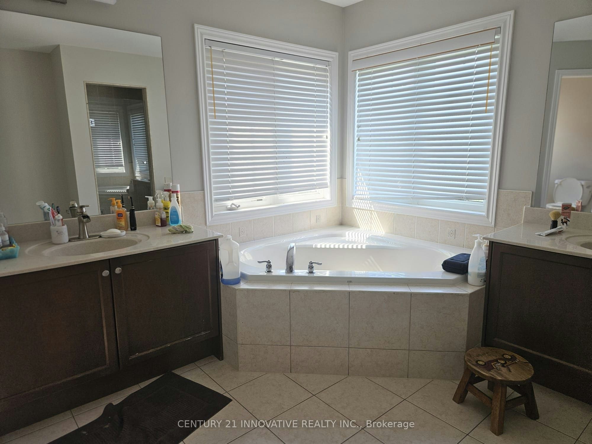 Upper-118 Santa Amato Crescent, Vaughan, ON, L4J 0G1 - 12