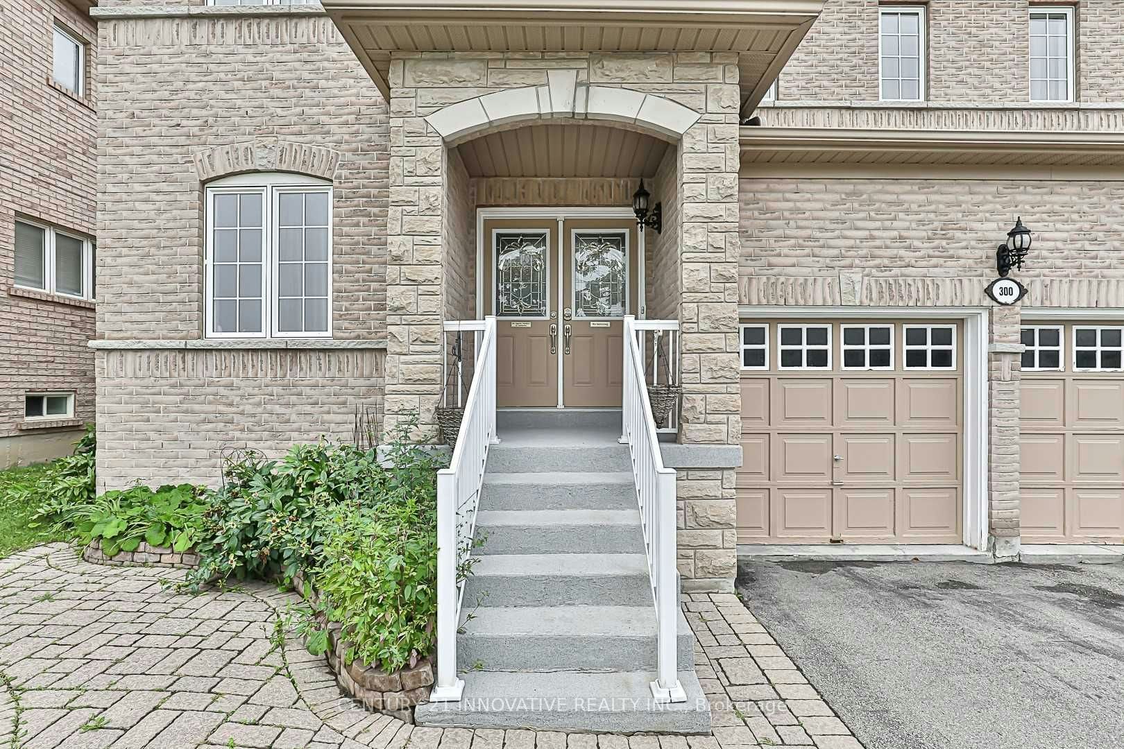BSMT-300 Woodspring Avenue, Newmarket, ON, L3X 3B1