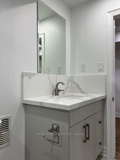 BSMT-300 Woodspring Avenue, Newmarket, ON, L3X 3B1 - 13