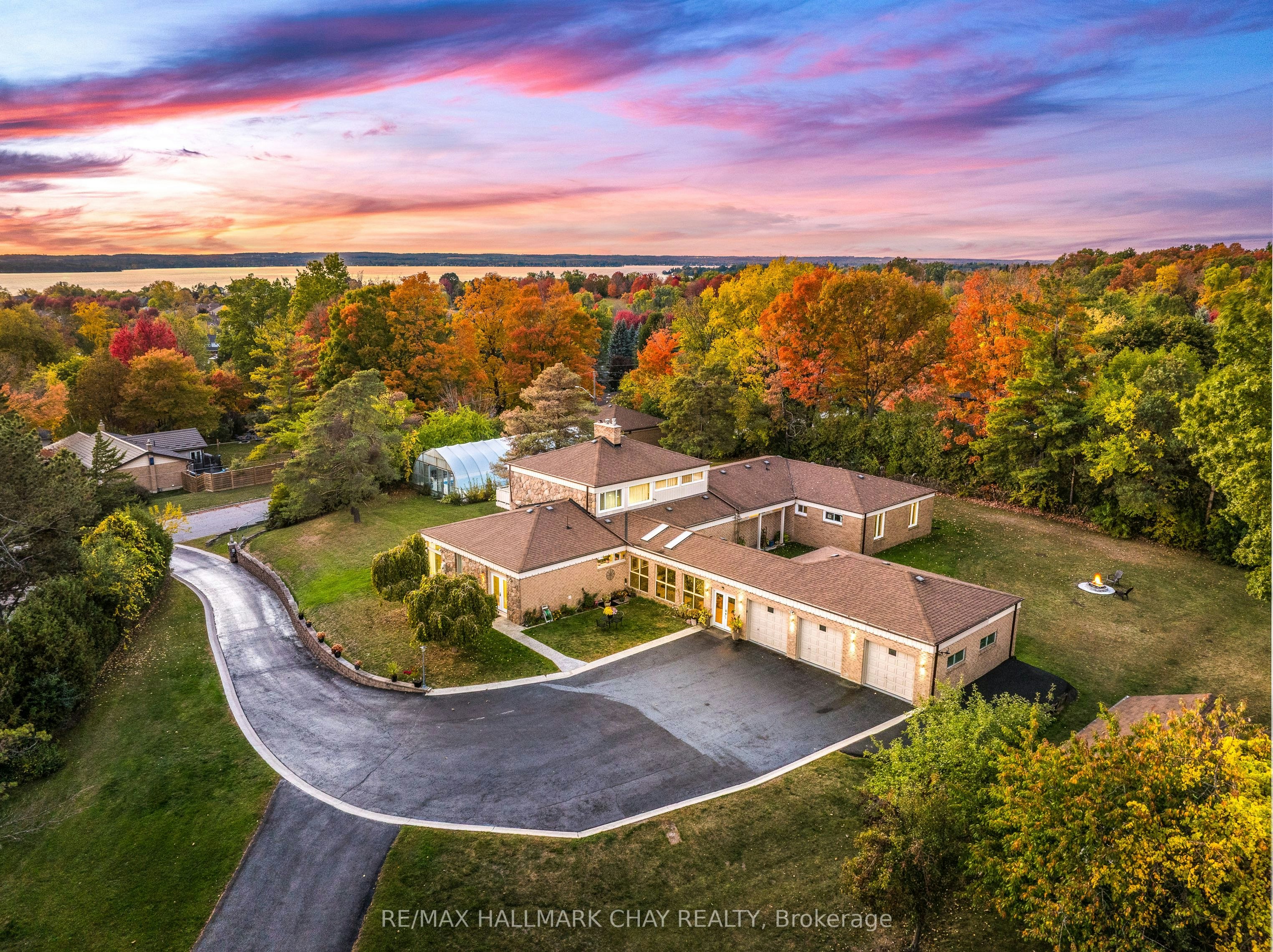 39 Highfield Crescent, Georgina, ON, L4P 0M2