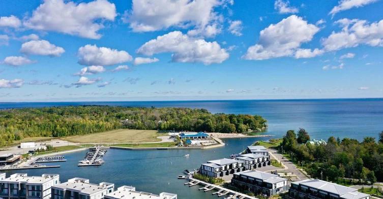 C404-301 Sea Ray Avenue, Innisfil, ON, L9S 0L8 - 2
