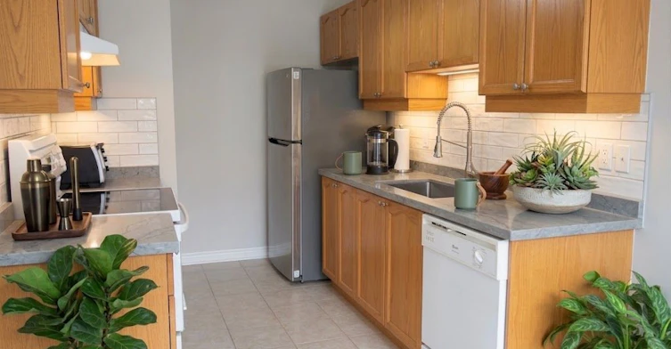 Room 1-593 Doubletree Lane, Newmarket, ON, L3X 2L4 - 5