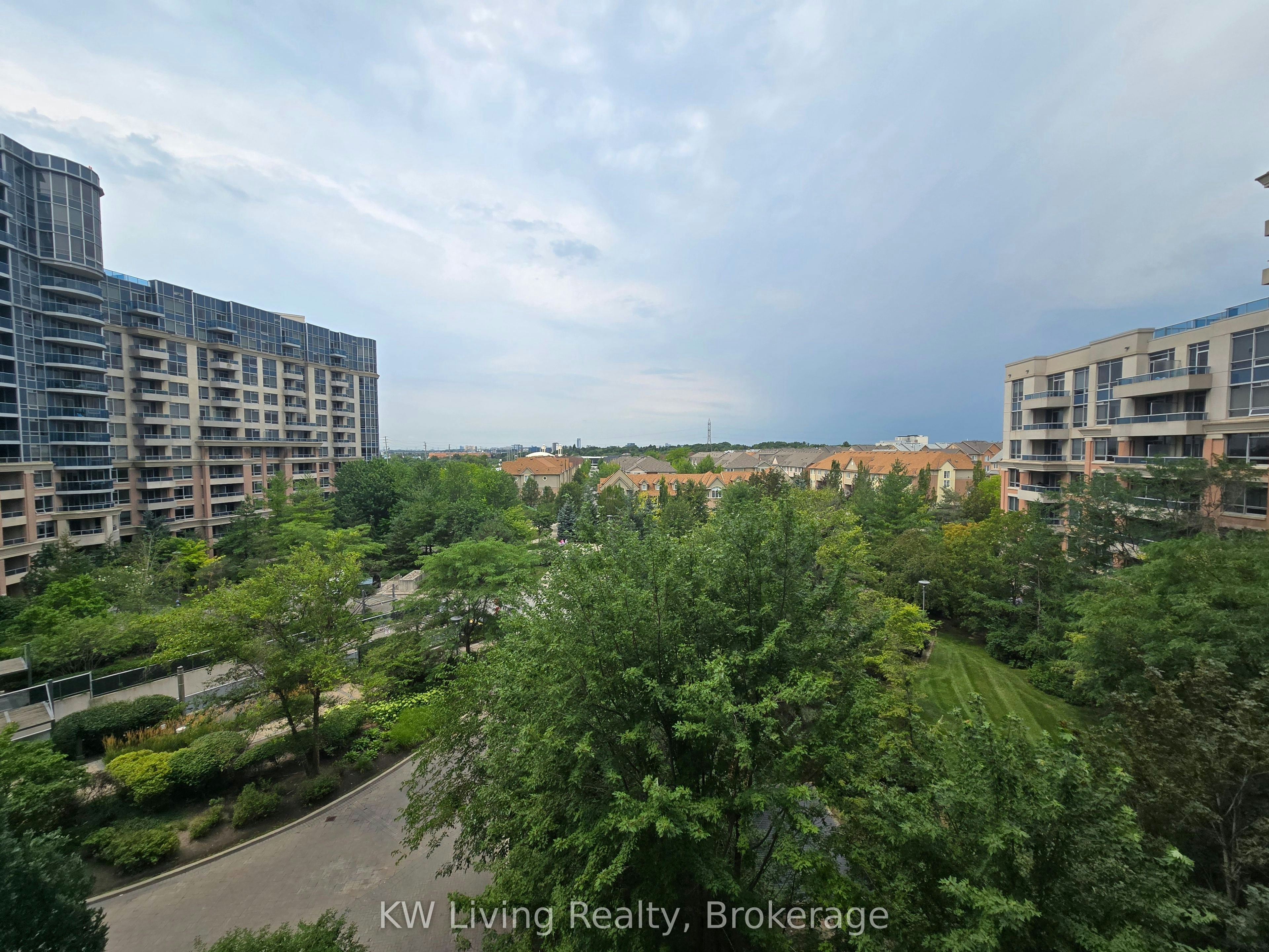 701-33 Cox Boulevard, Markham, ON, L3R 8A6 - 16