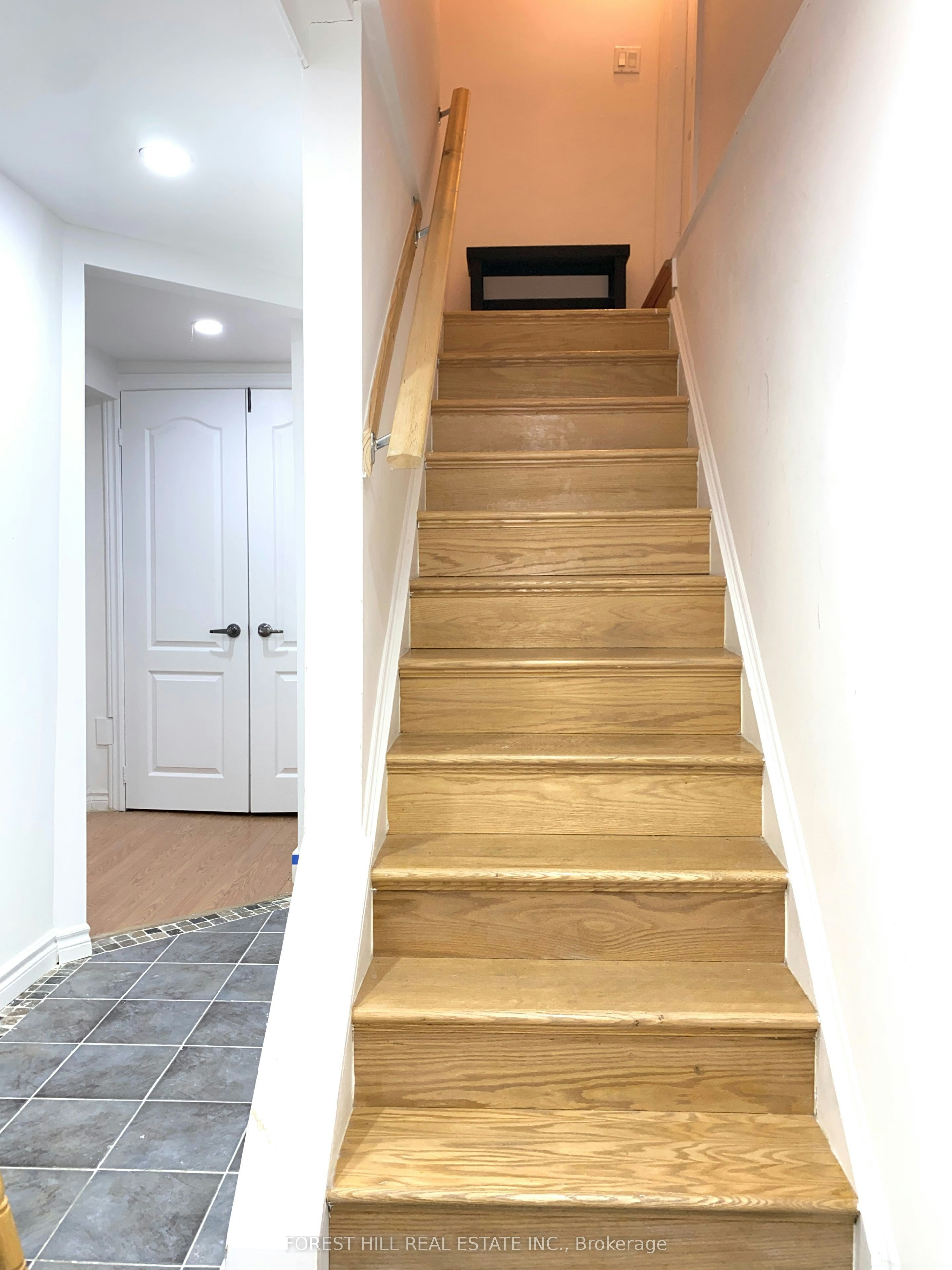 Basement-120 Greenbelt Crescent, Richmond Hill, ON, L4C 5R8 - 4