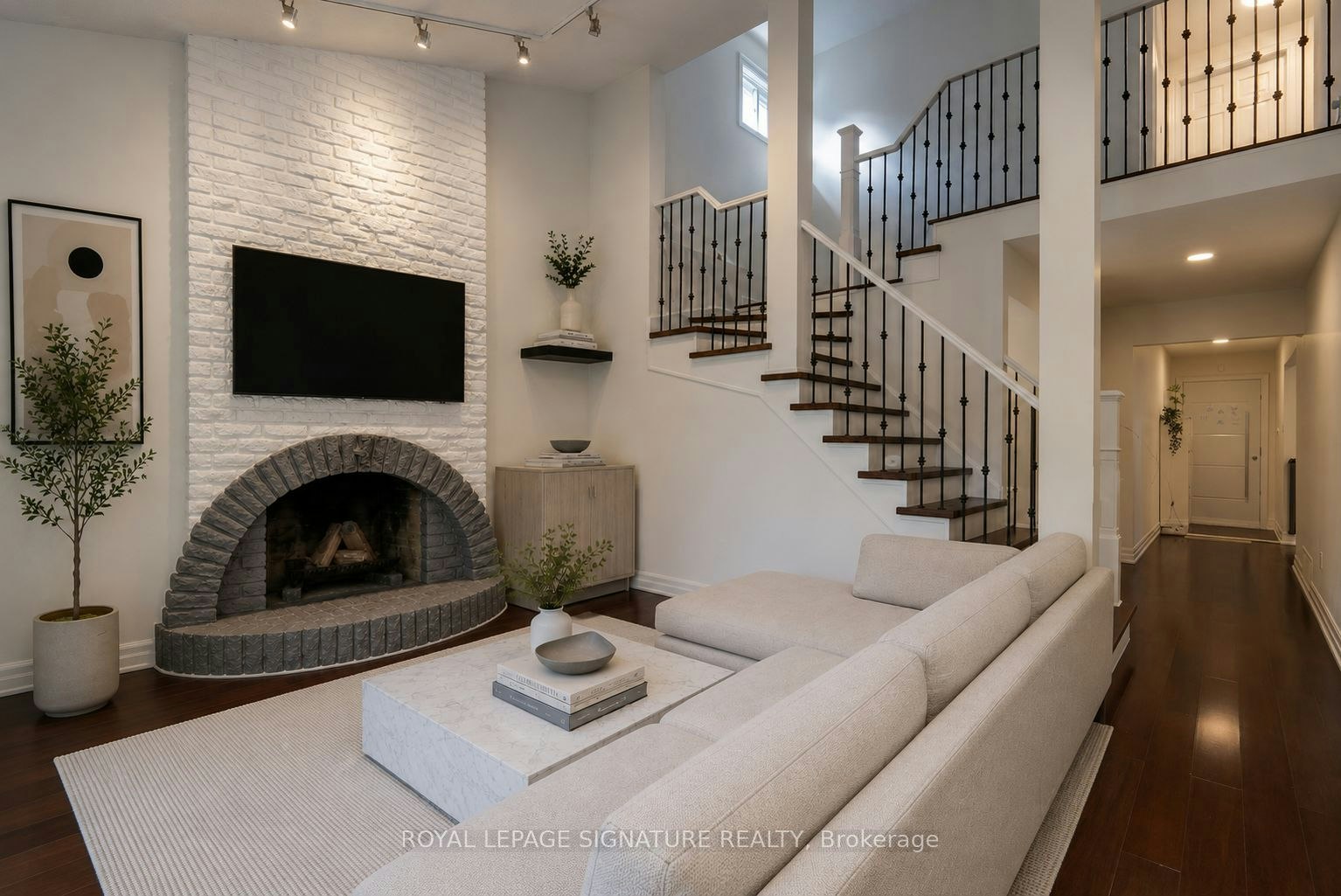 23 West Borough Street, Markham, ON, L3T 4V6 - 3