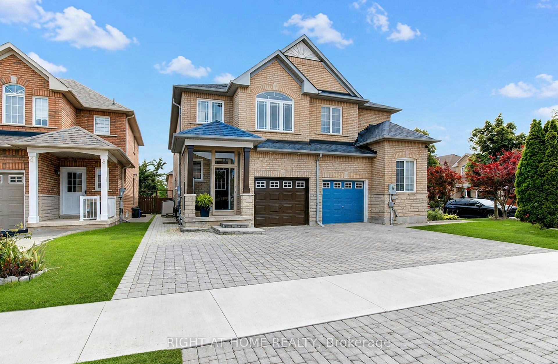 116 Nasir Crescent, Vaughan, ON, L6A 3B2