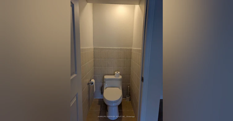 29 Mansard Drive, Richmond Hill, ON, L4E 0L7 - 8