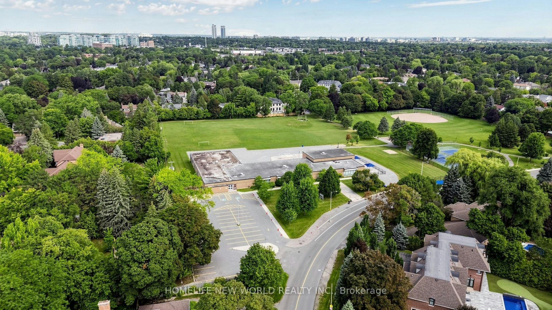 38 Old English Lane, Markham, ON, L3T 2T9 - 47