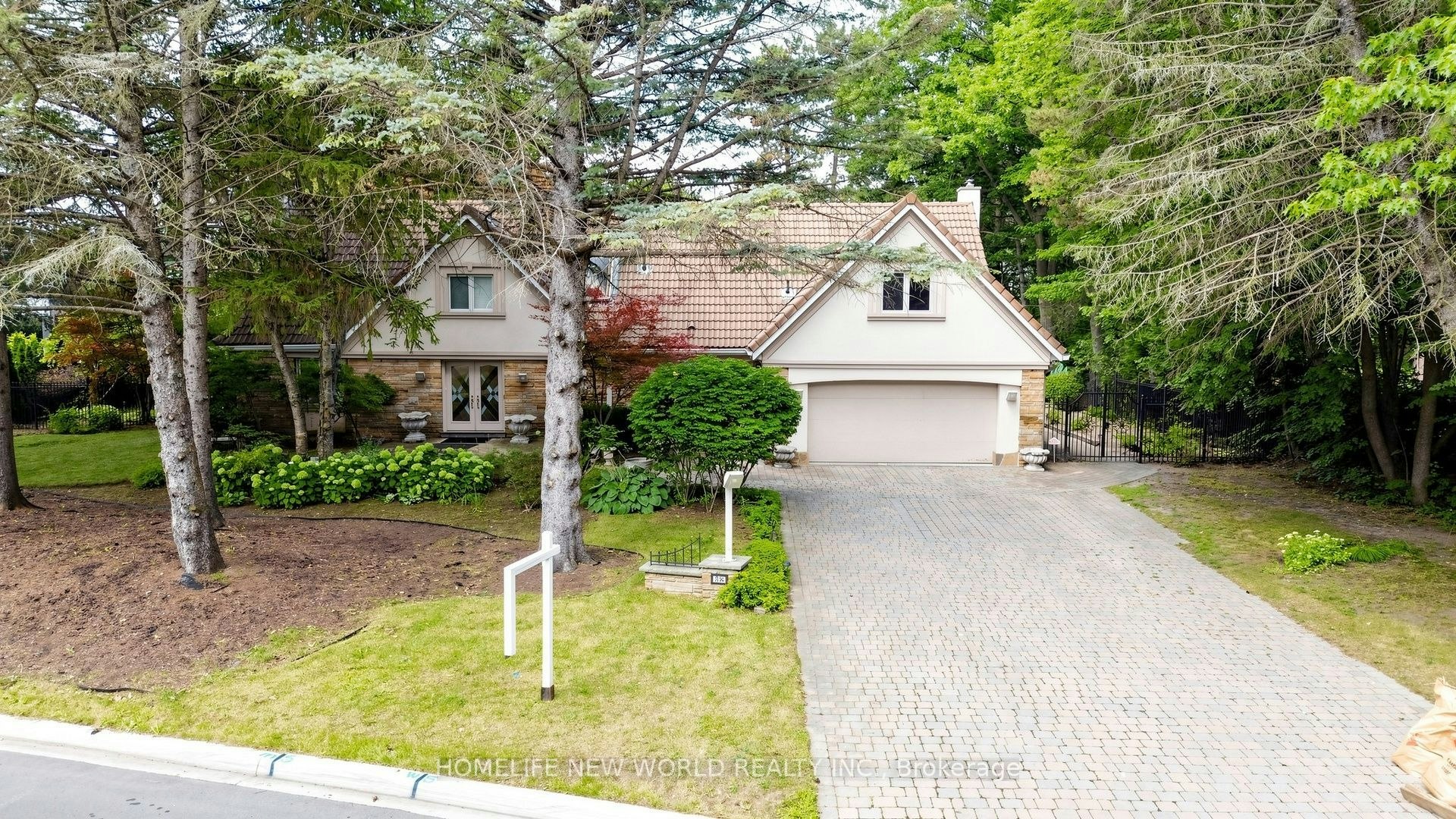 38 Old English Lane, Markham, ON, L3T 2T9 - 44