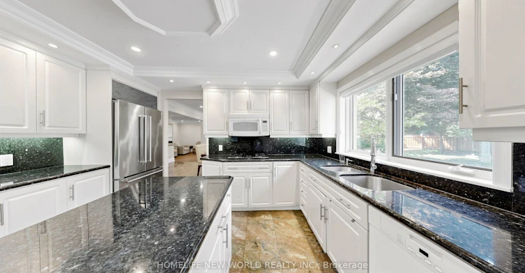 38 Old English Lane, Markham, ON, L3T 2T9 - 9