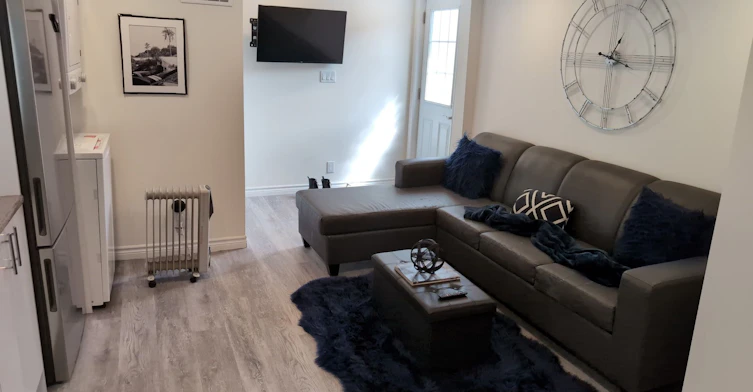 3-5749 Lakeshore Road, Whitchurch-Stouffville, ON, L4A 2Z4 - 2