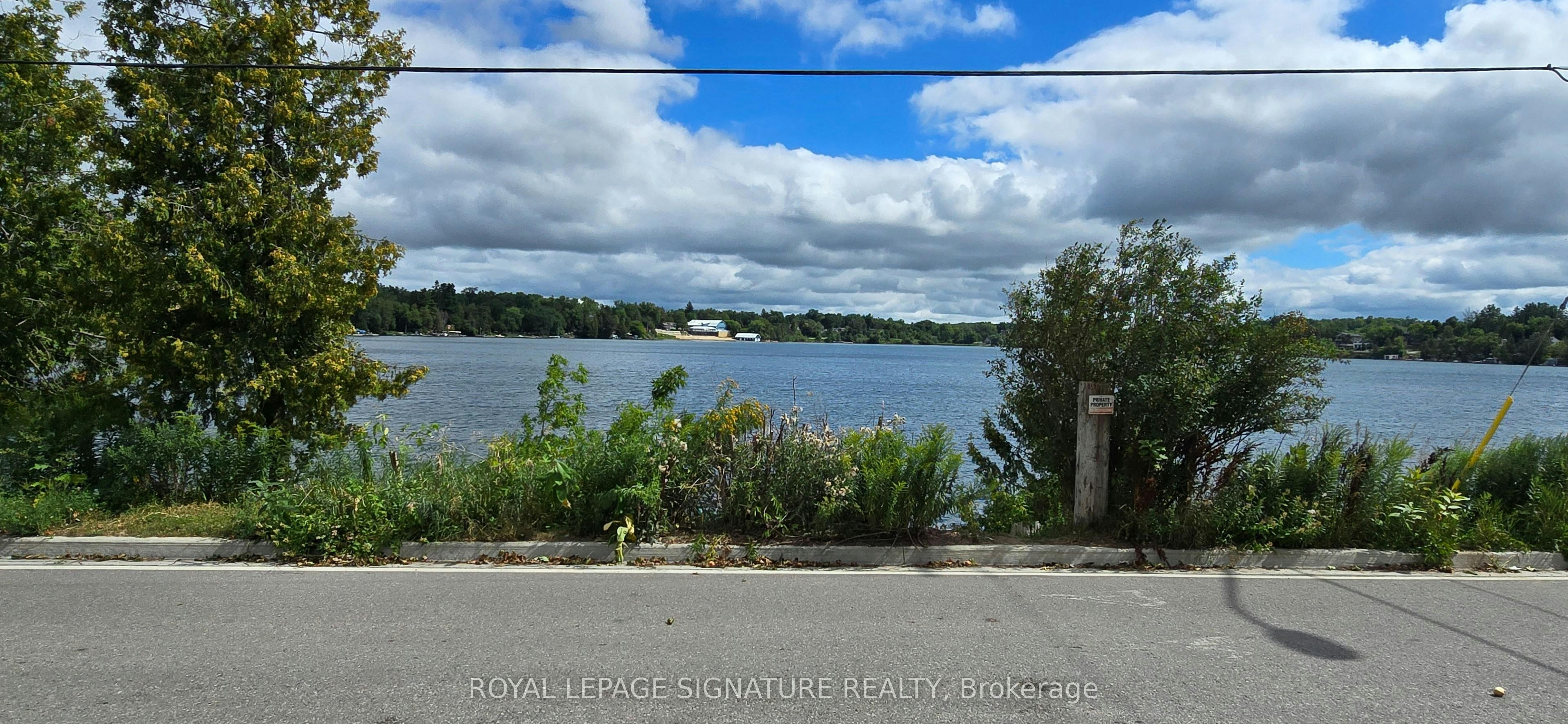3-5749 Lakeshore Road, Whitchurch-Stouffville, ON, L4A 2Z4