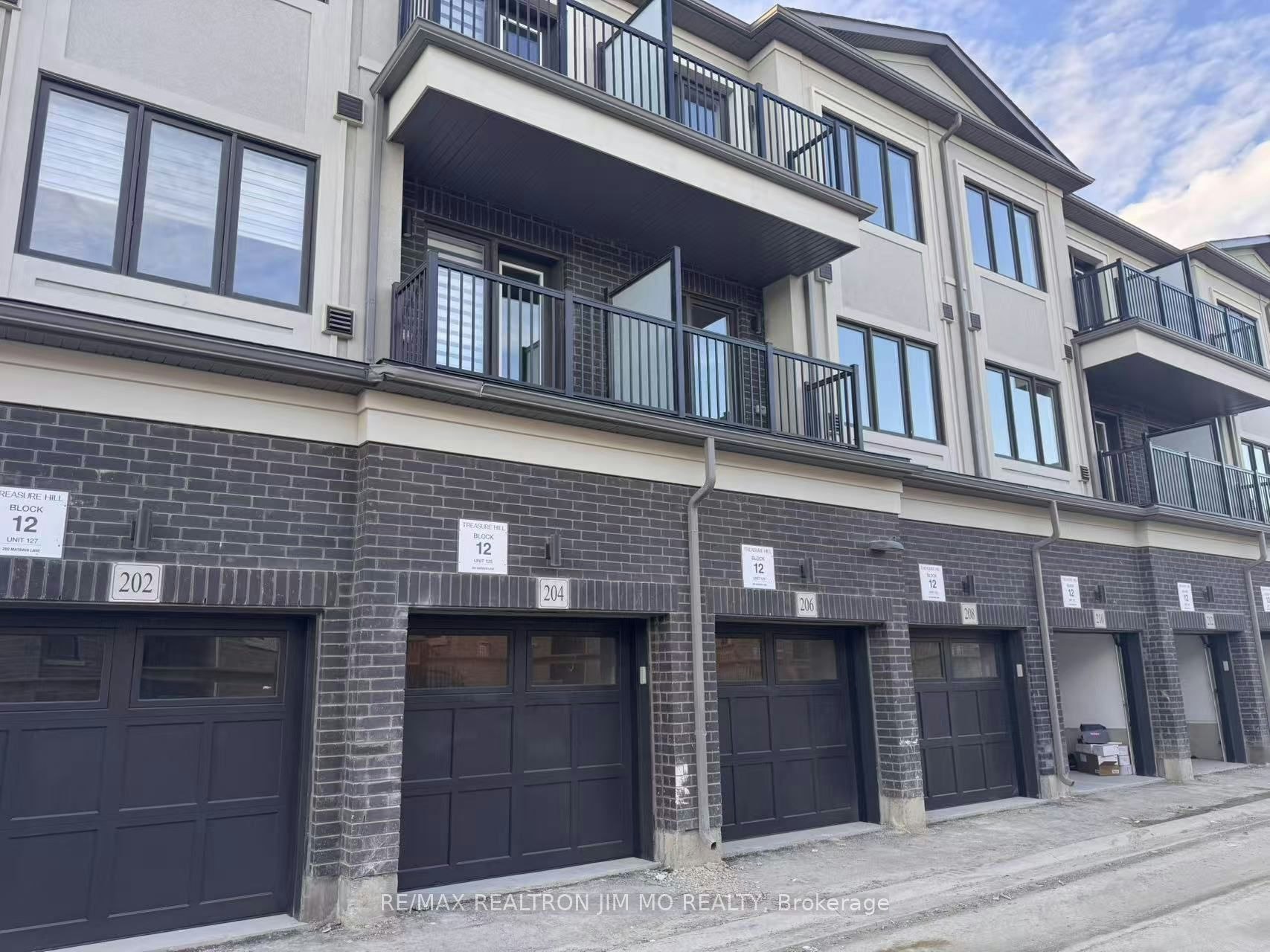 204 Matawin Lane, Richmond Hill, ON, L4B 0H7 - 3