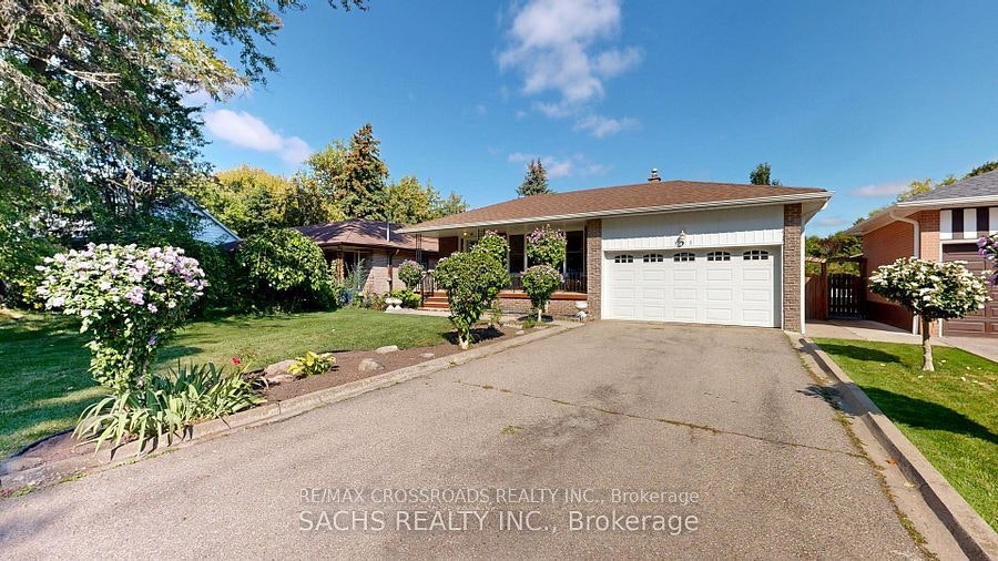 Upper-377 Crosby Avenue, Richmond Hill, ON, L4C 2R8