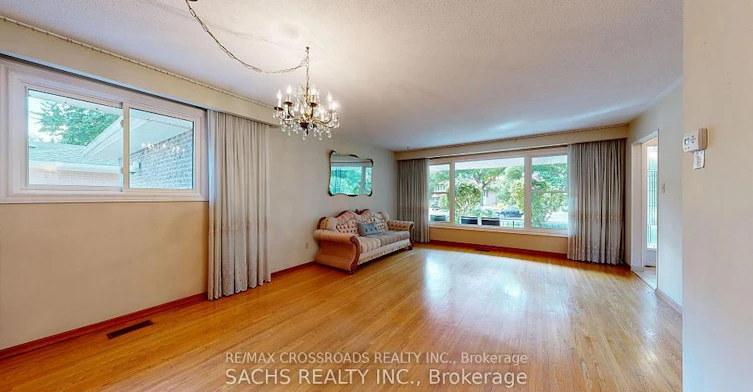 Upper-377 Crosby Avenue, Richmond Hill, ON, L4C 2R8 - 2