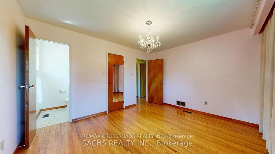 Upper-377 Crosby Avenue, Richmond Hill, ON, L4C 2R8 - 10
