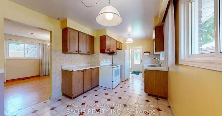 Upper-377 Crosby Avenue, Richmond Hill, ON, L4C 2R8 - 8