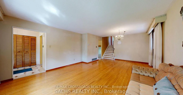 Upper-377 Crosby Avenue, Richmond Hill, ON, L4C 2R8 - 4