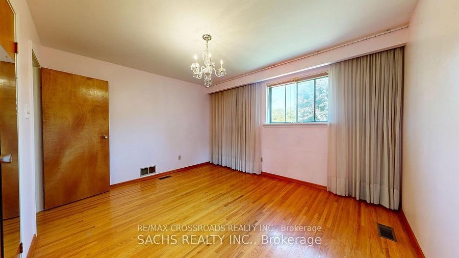 Upper-377 Crosby Avenue, Richmond Hill, ON, L4C 2R8 - 11
