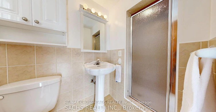 Lower-377 Crosby Avenue, Richmond Hill, ON, L4C 2R8 - 8