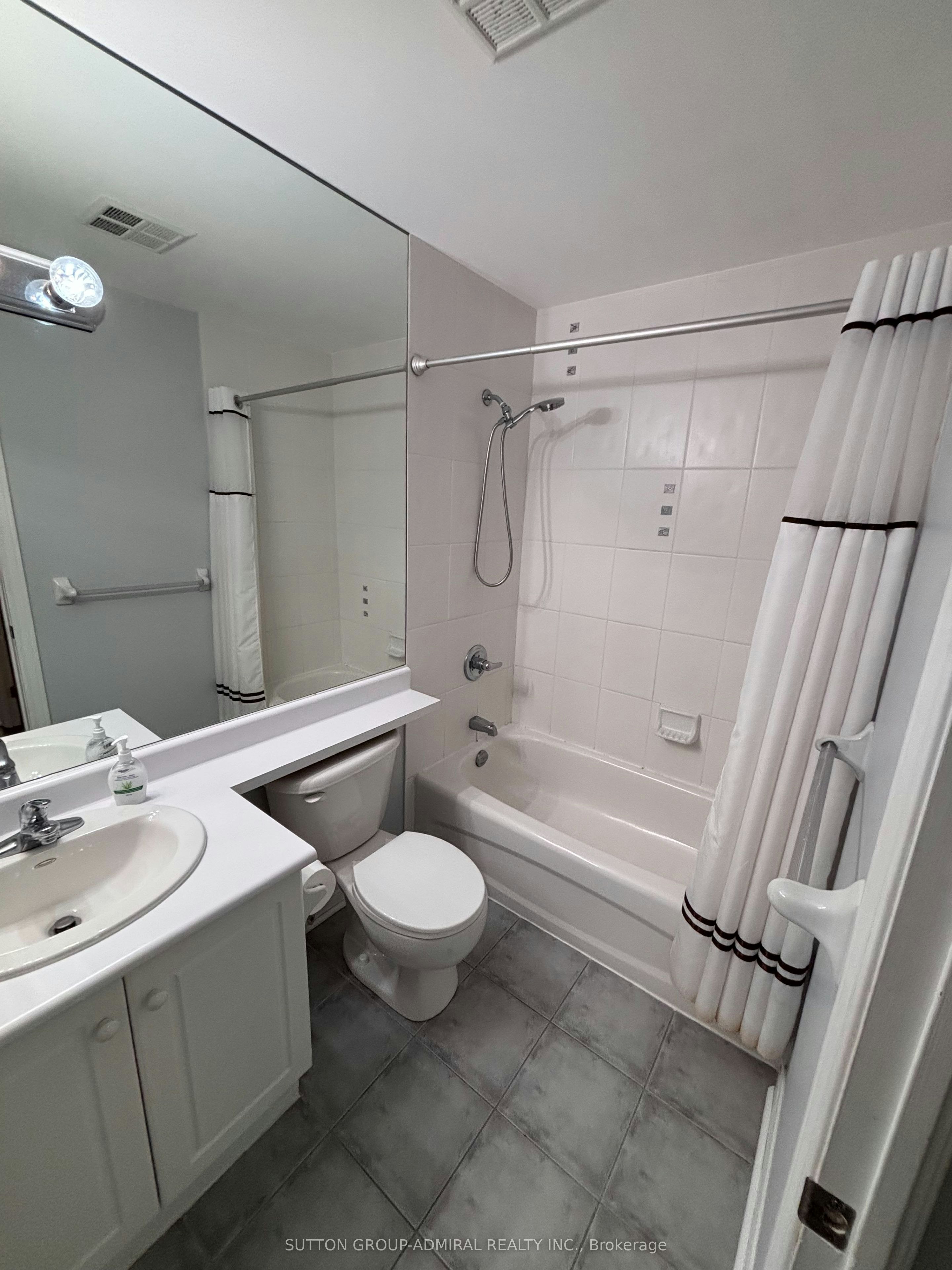 Ph05-50 Disera Drive, Vaughan, ON, L4J 9E9 - 33