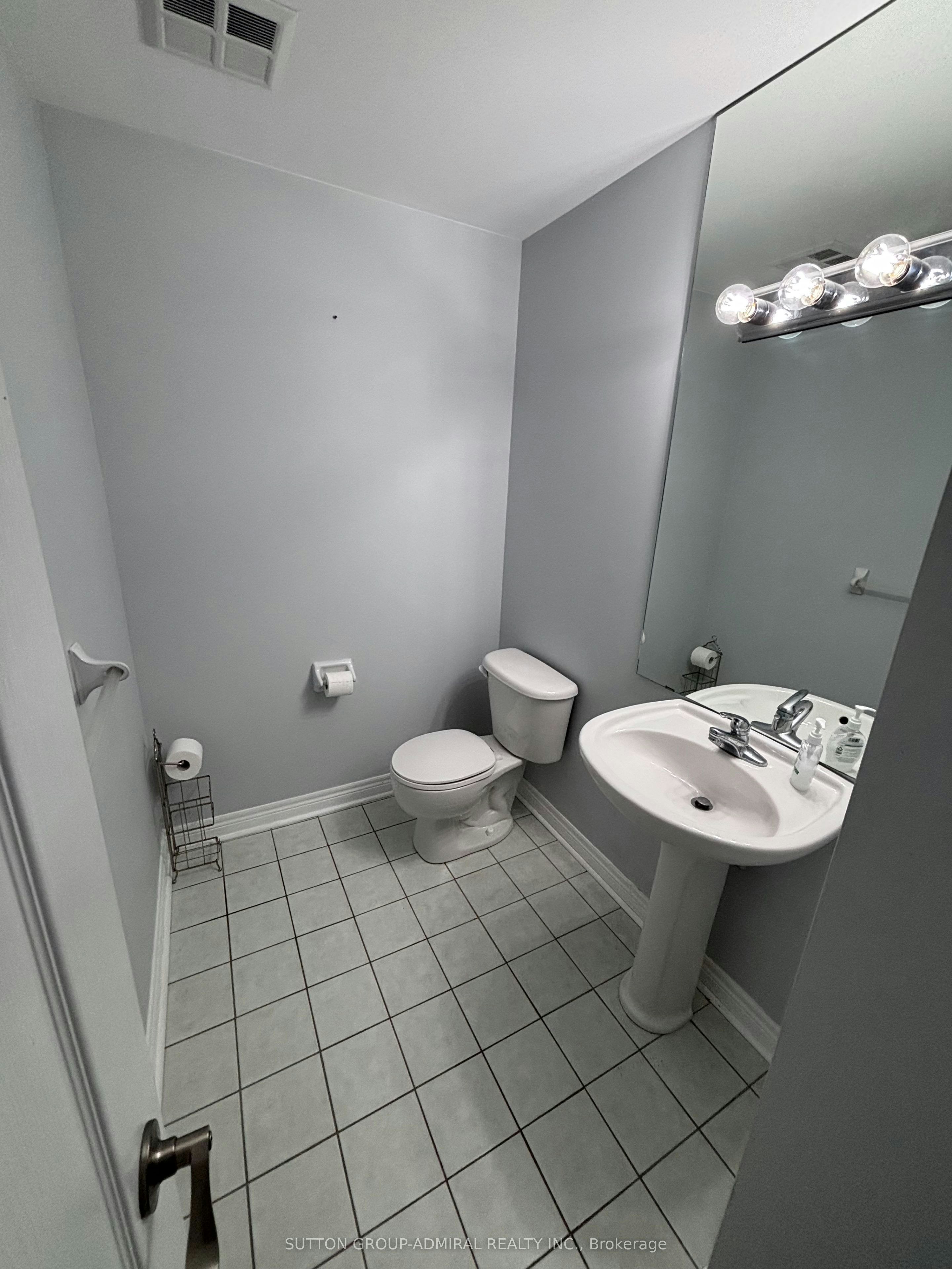 Ph05-50 Disera Drive, Vaughan, ON, L4J 9E9 - 31
