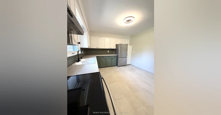 13 Circle Ridge Drive, Georgina, ON, L4P 2H2 - 13