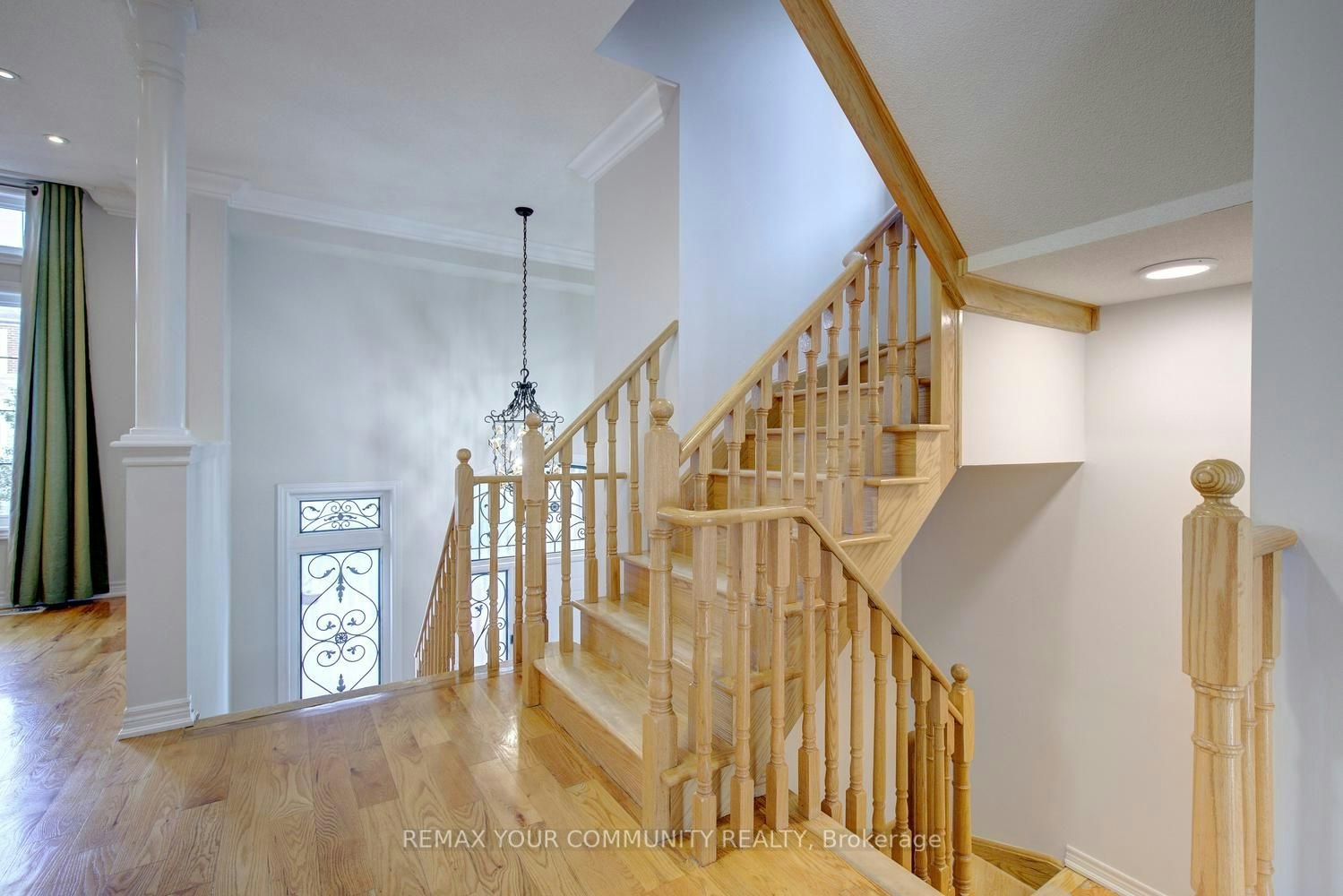 26 Yarden Drive, Vaughan, ON, L6A 0W2 - 27