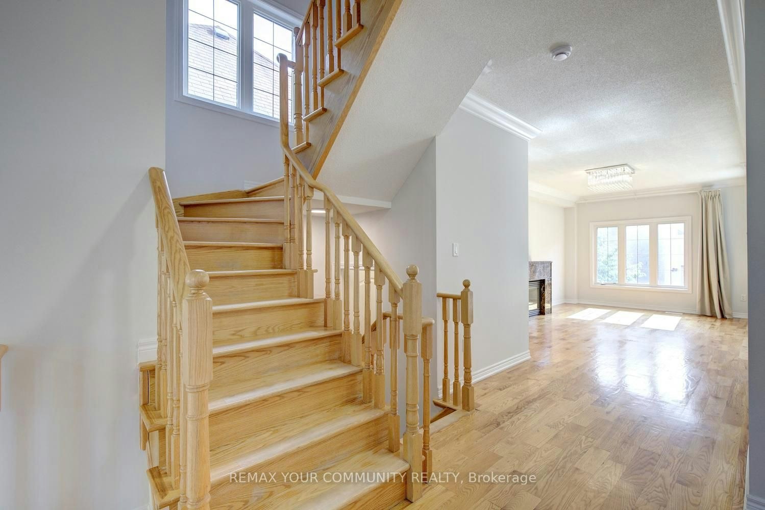 26 Yarden Drive, Vaughan, ON, L6A 0W2 - 7