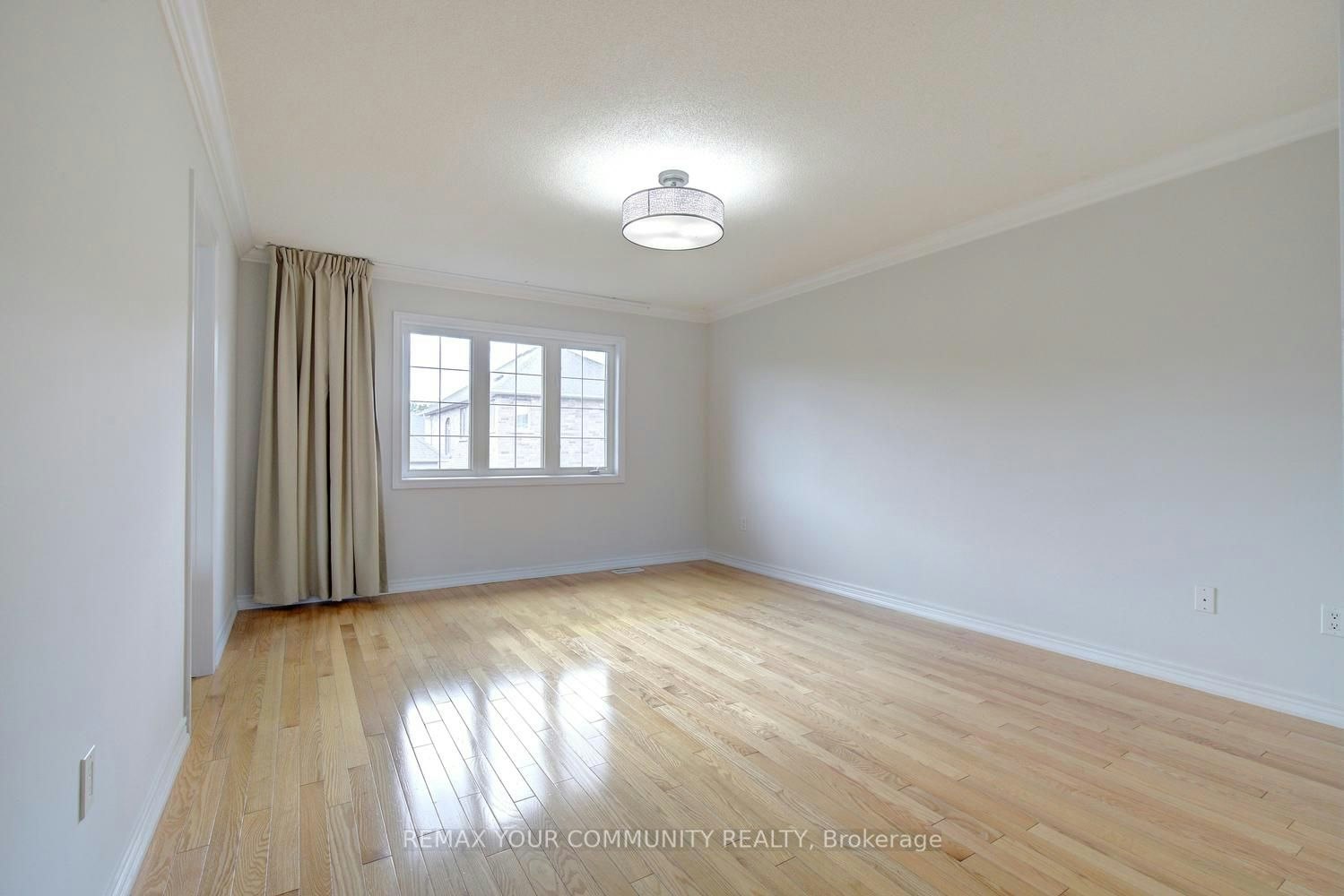 26 Yarden Drive, Vaughan, ON, L6A 0W2 - 28