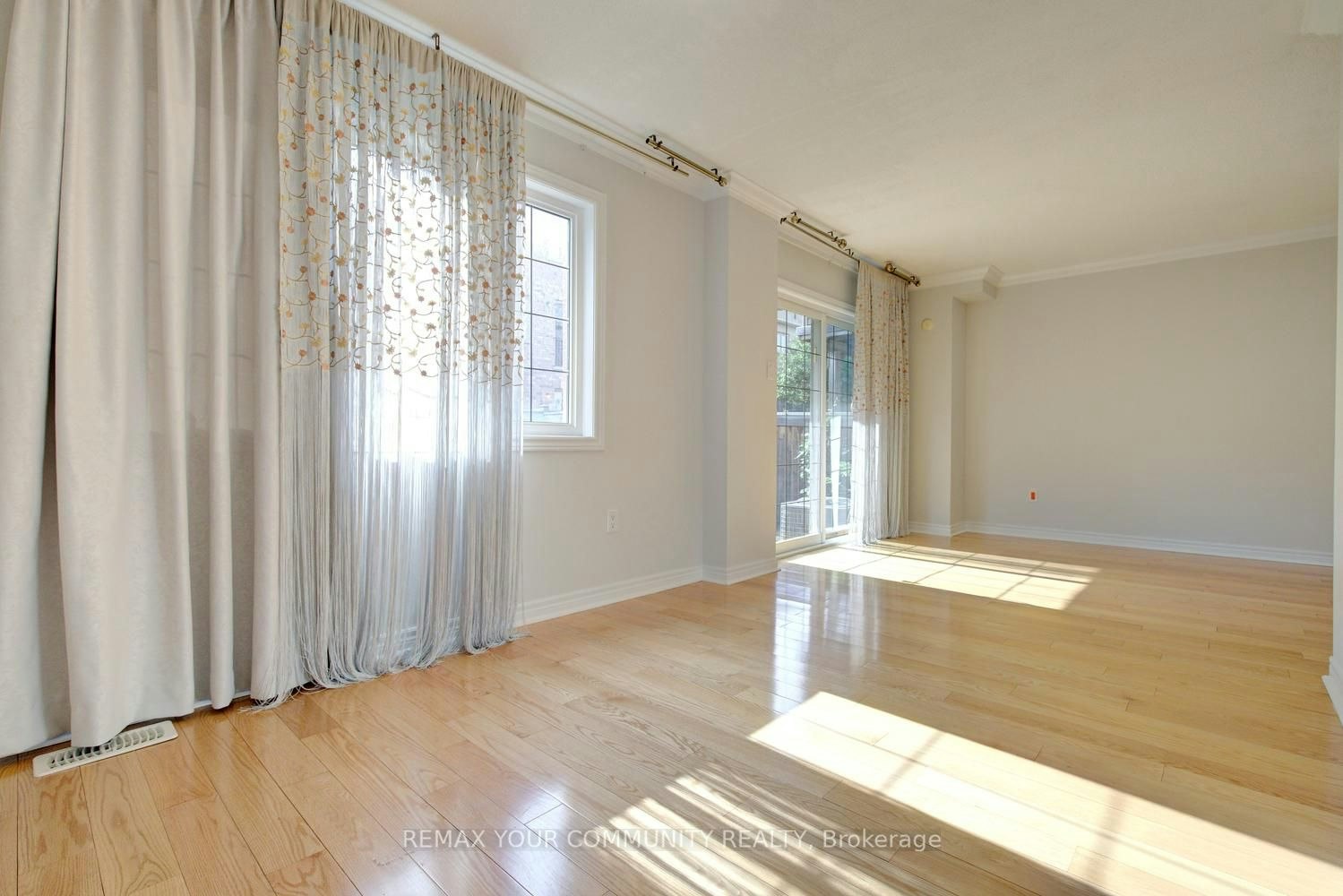 26 Yarden Drive, Vaughan, ON, L6A 0W2 - 46