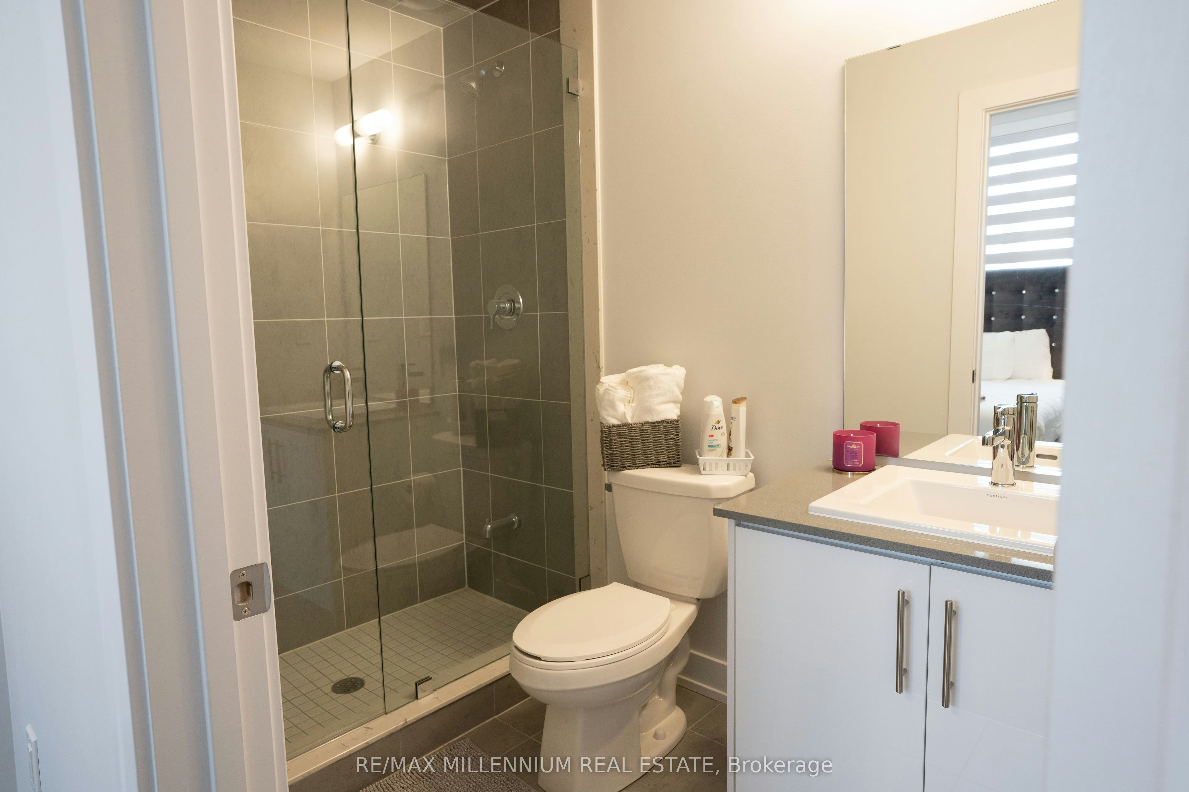 U221-9560 Islington Avenue, Vaughan, ON, L4K 2L5 - 27