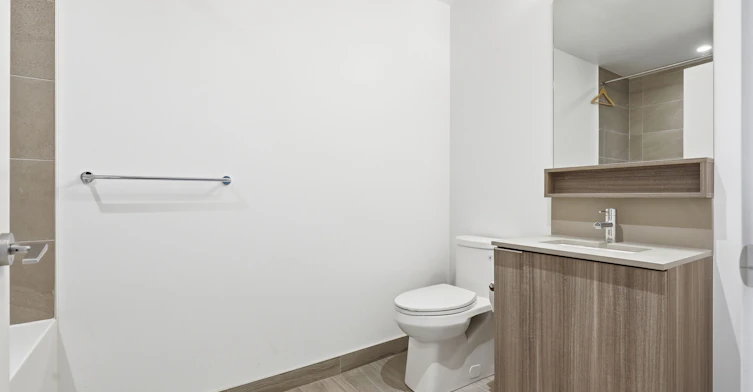 3901-5 Buttermill Avenue, Vaughan, ON, L4K 0J5 - 9